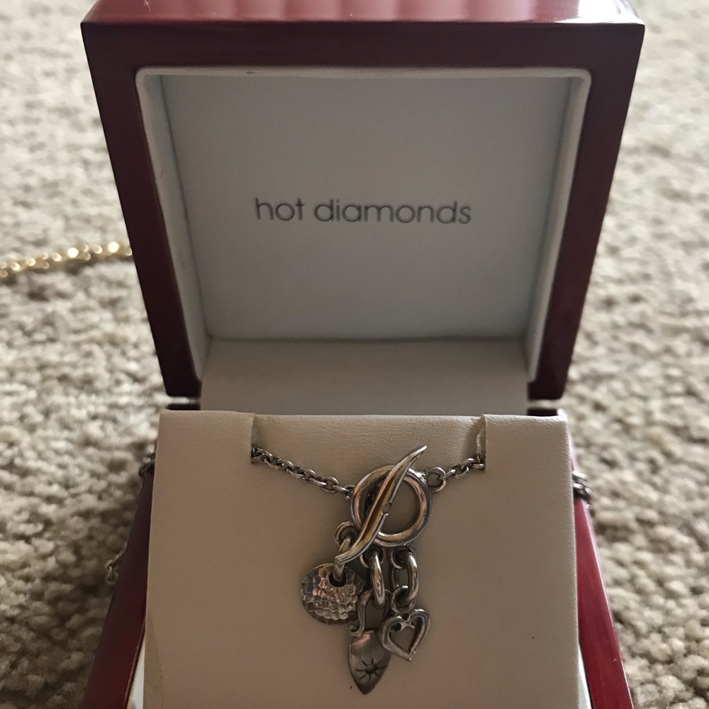 Hot Diamonds Sterling Silver Necklace